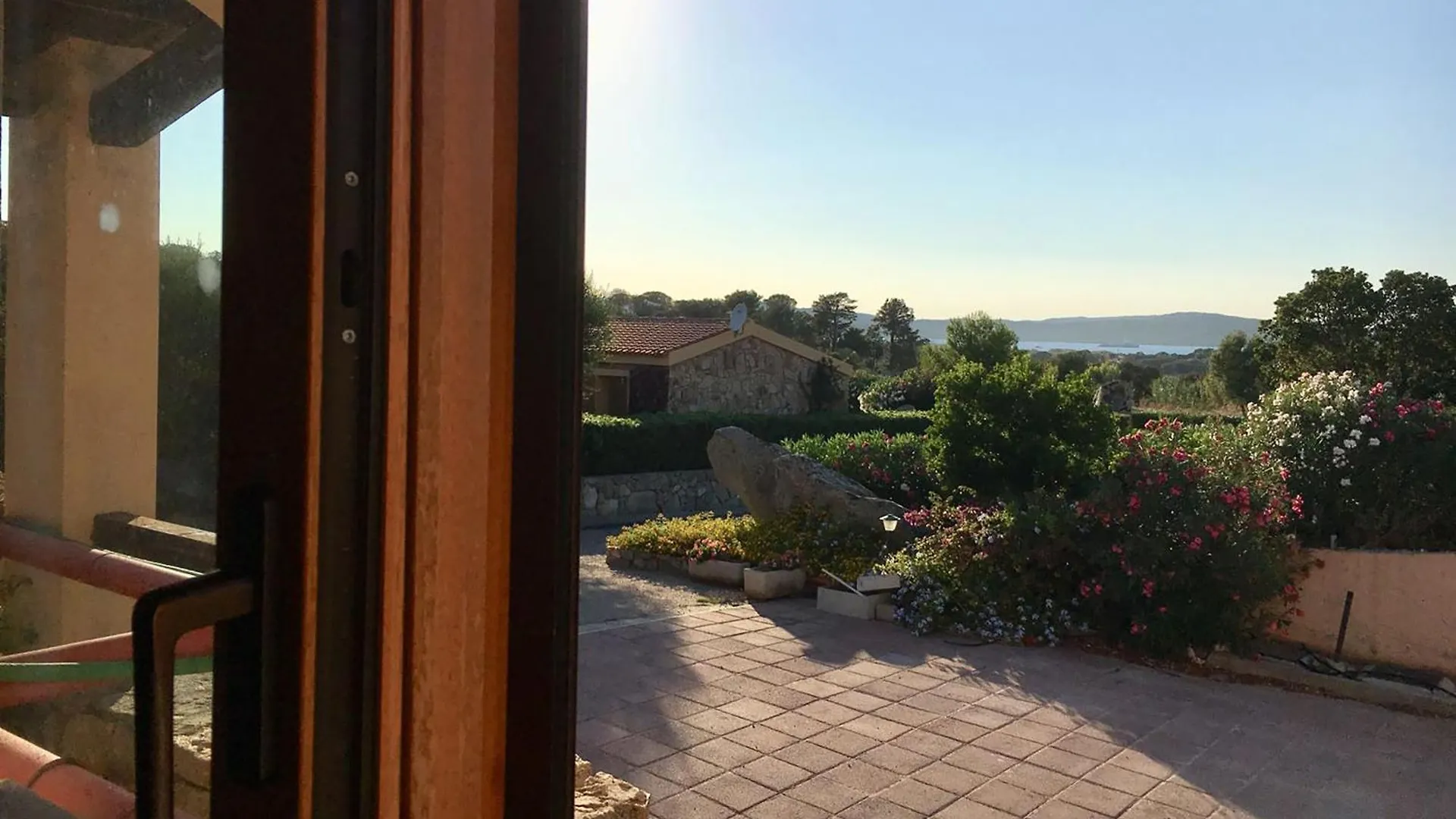 Hotel Porto Puddu Porto Pollo 3*,  Italia